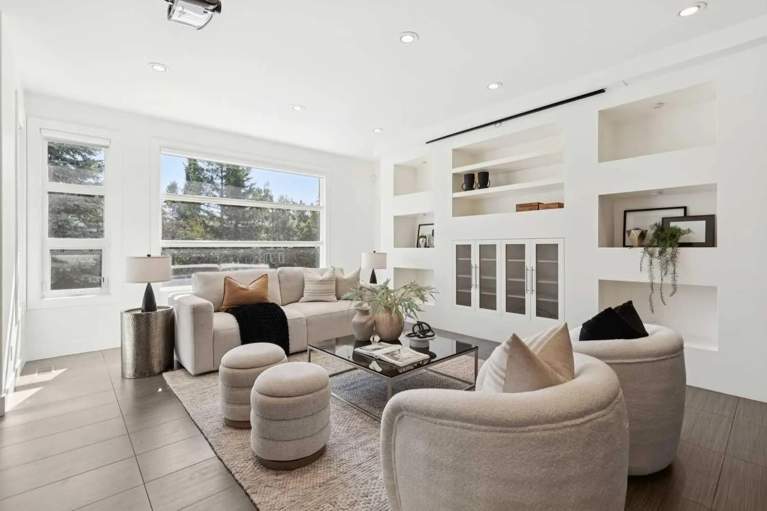 Semi Detached (Half Duplex)