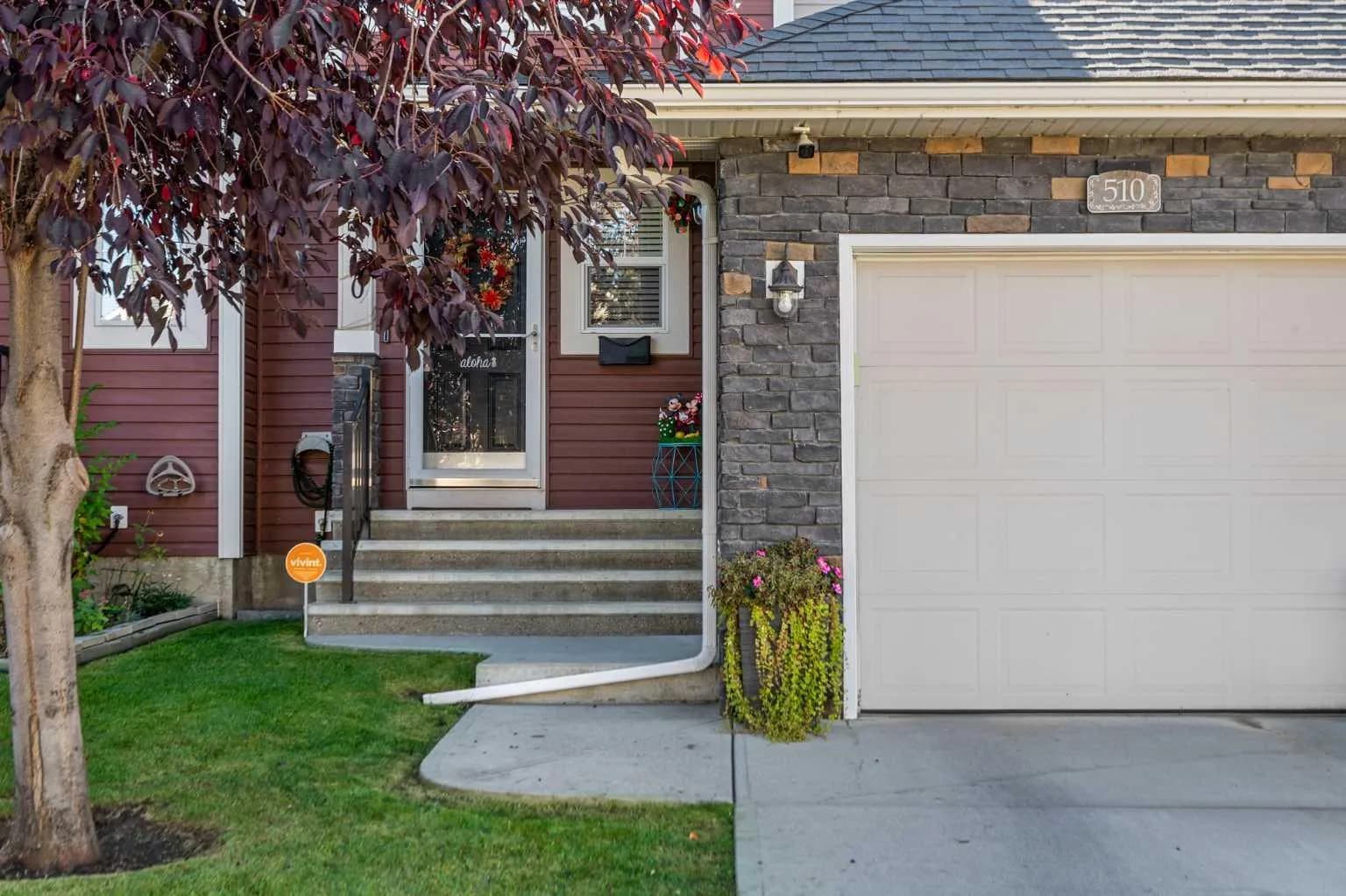 Semi Detached (Half Duplex)