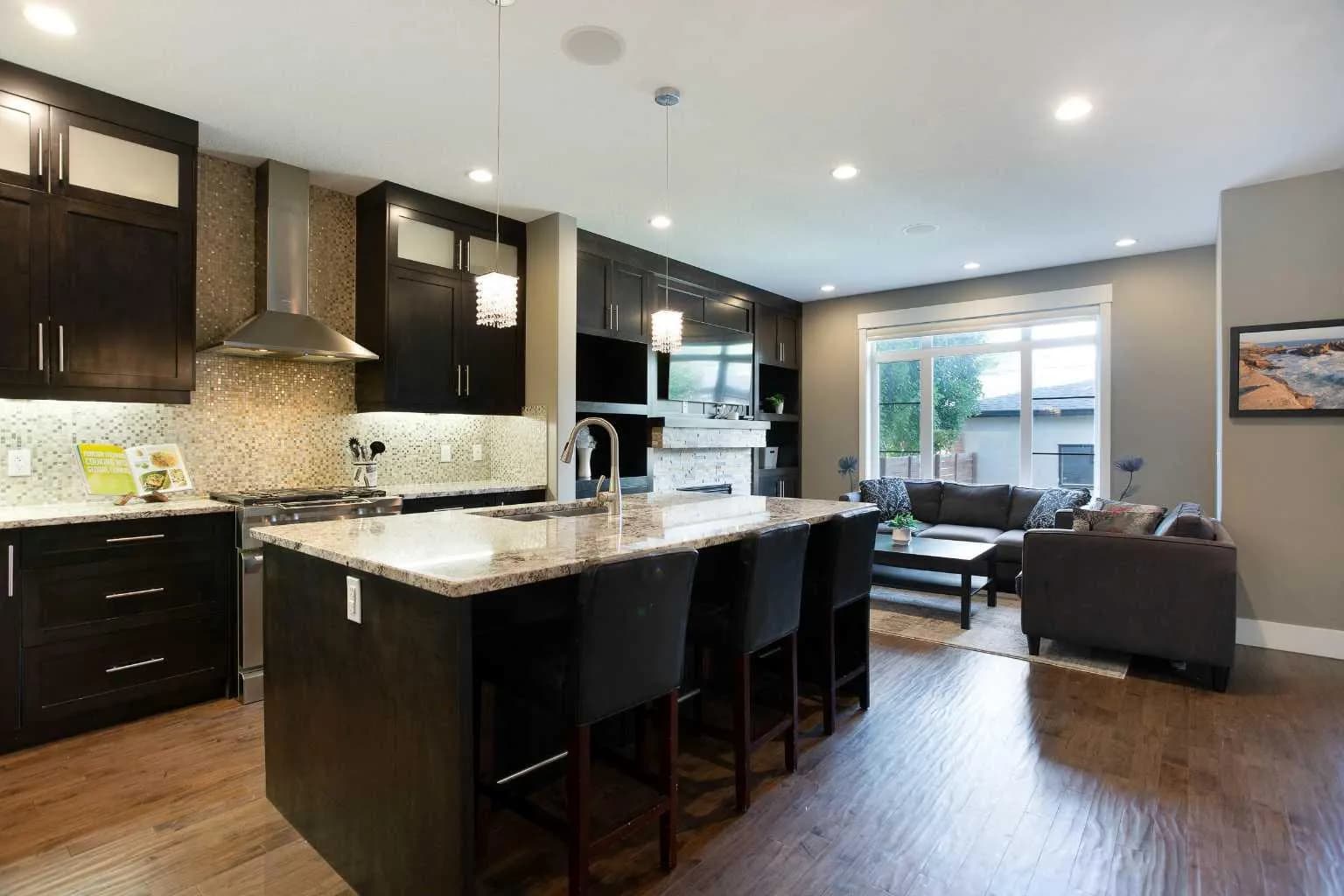 Semi Detached (Half Duplex)