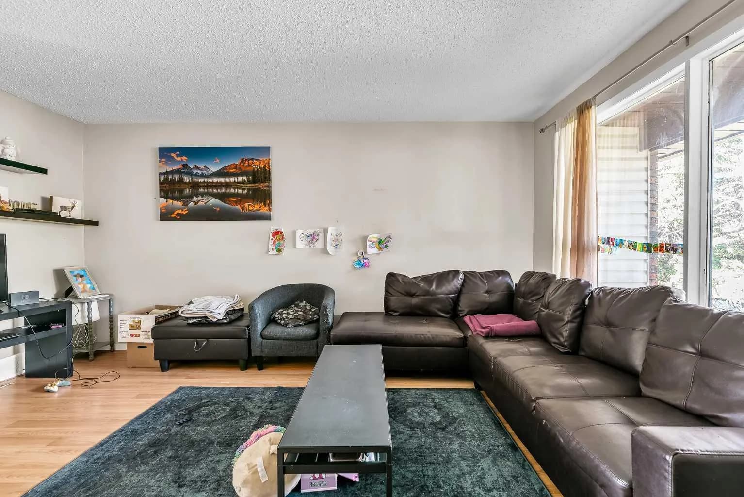 Semi Detached (Half Duplex)