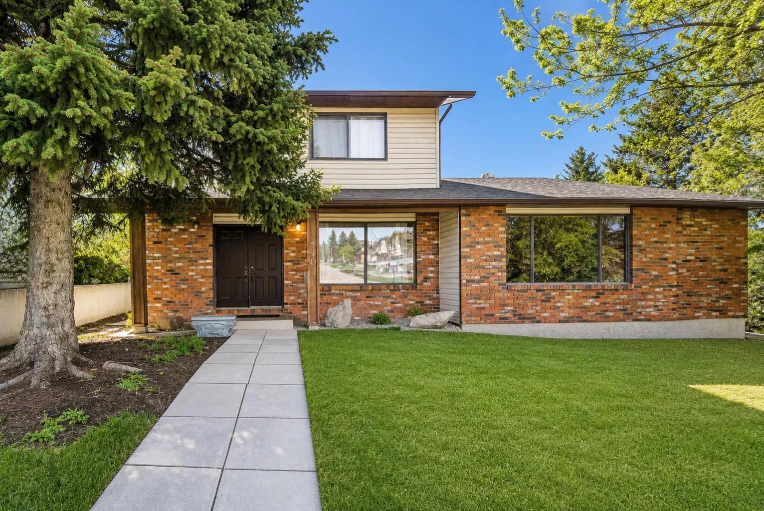 Semi Detached (Half Duplex)