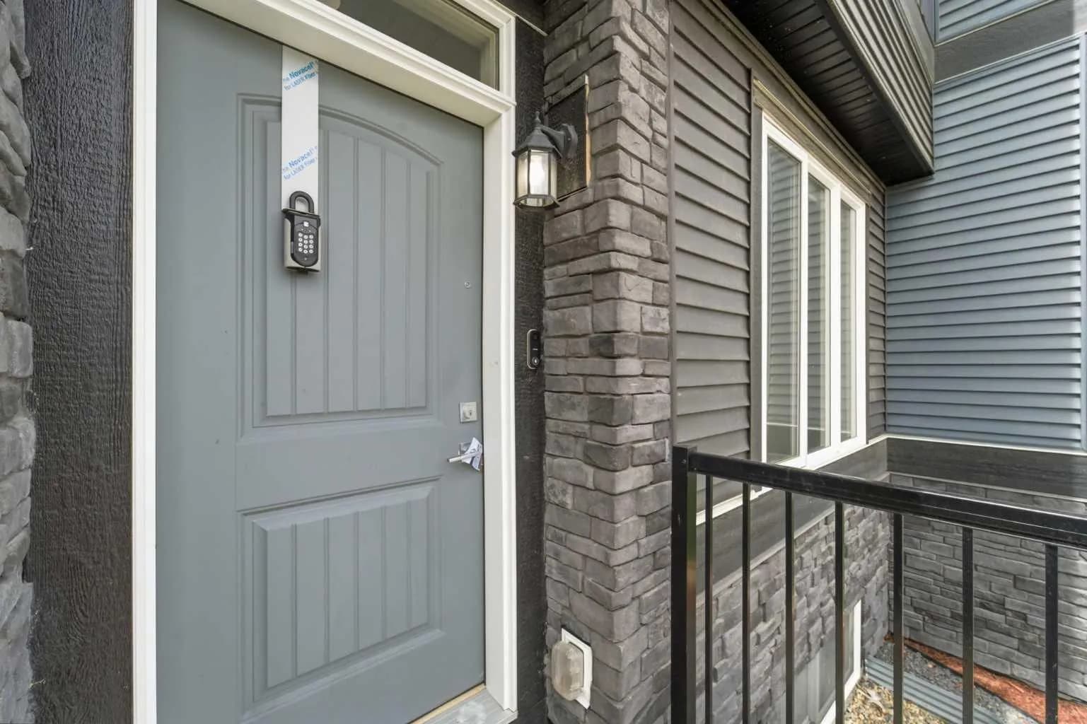 Semi Detached (Half Duplex)