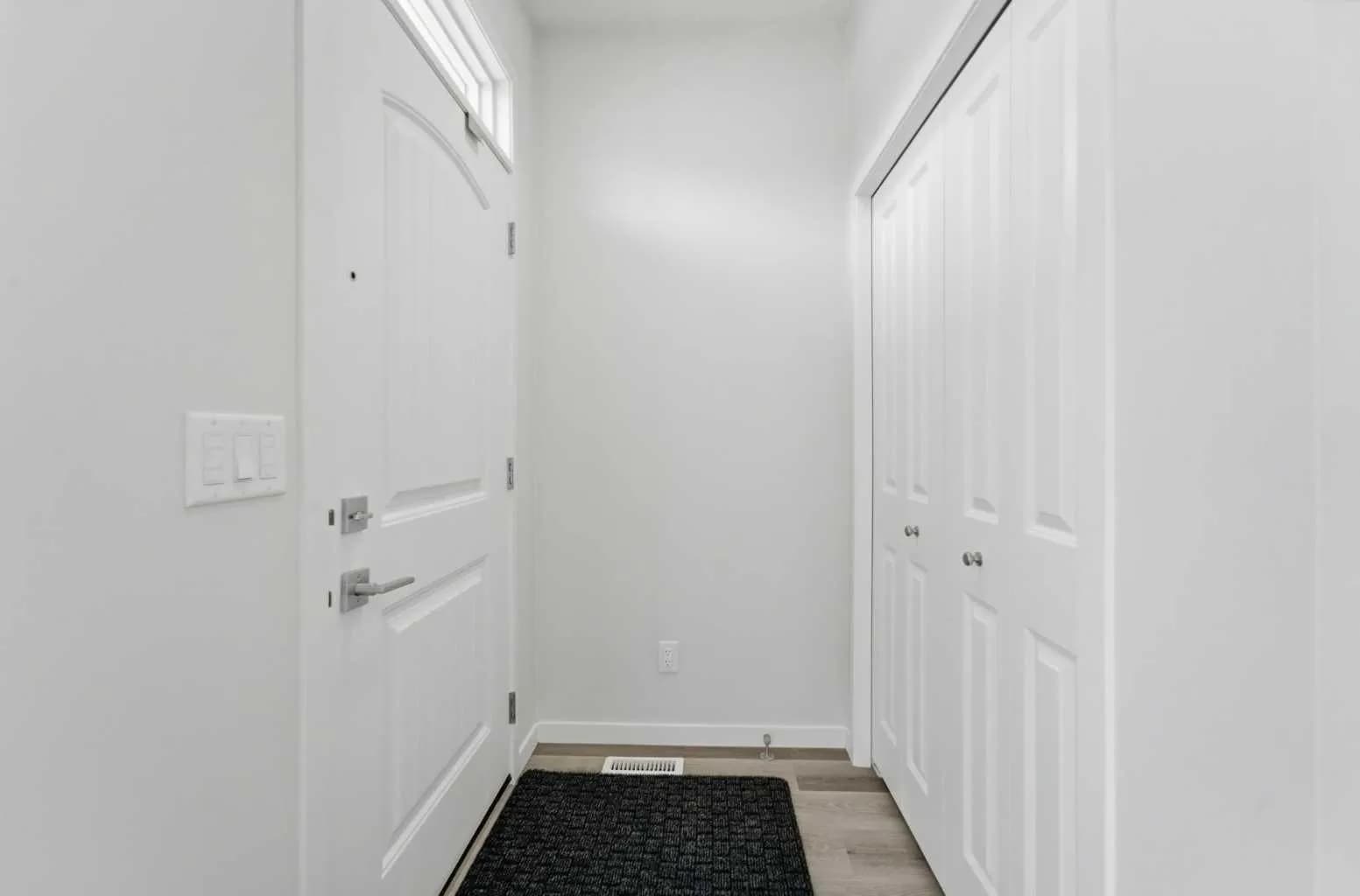 Semi Detached (Half Duplex)