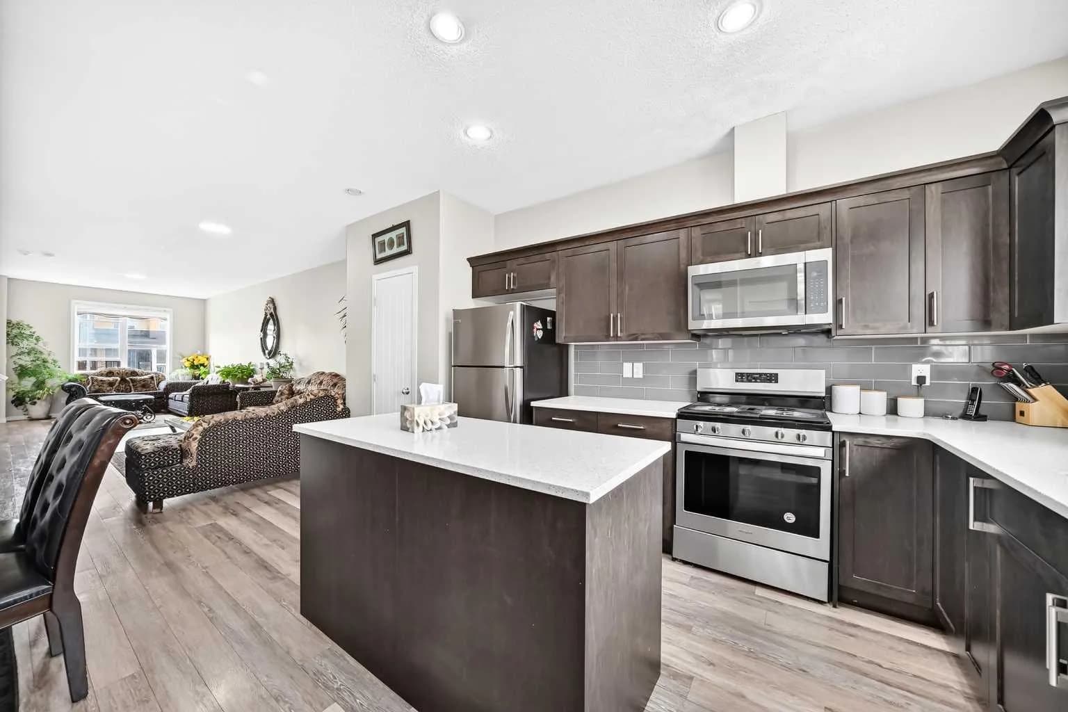 Semi Detached (Half Duplex)