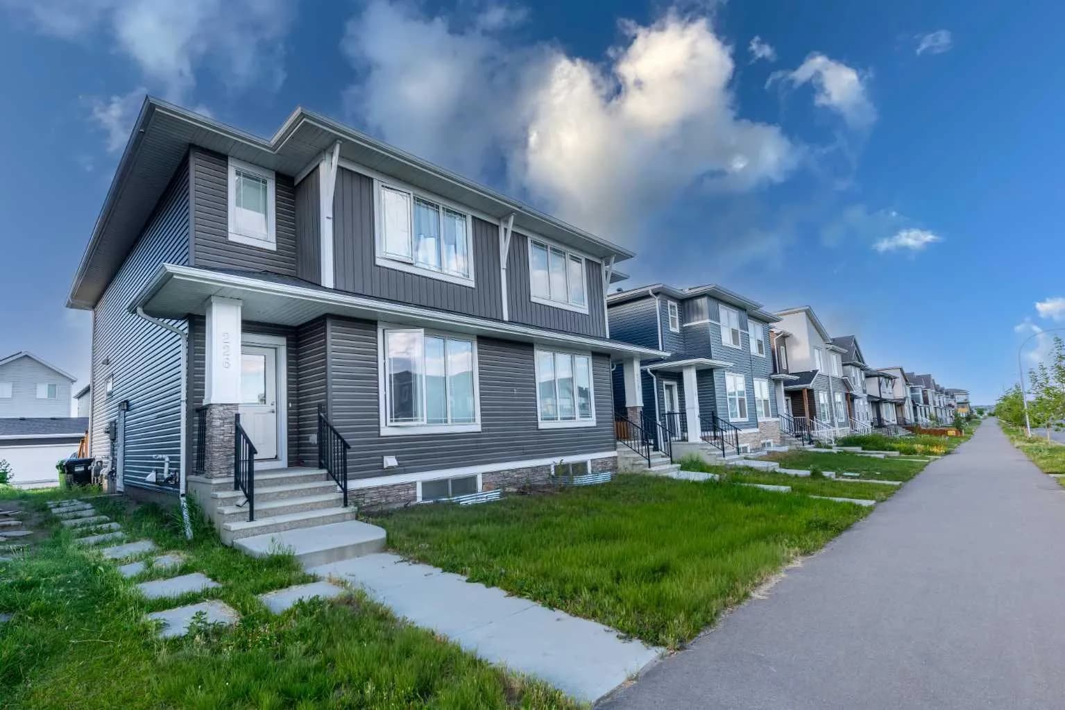 Semi Detached (Half Duplex)