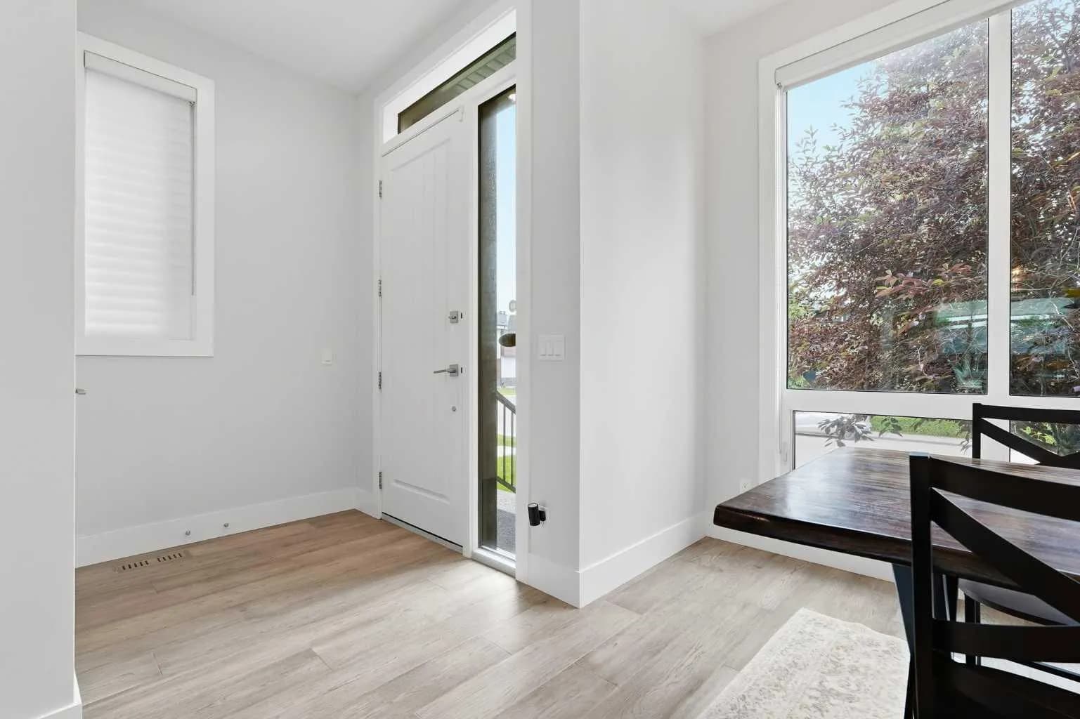 Semi Detached (Half Duplex)