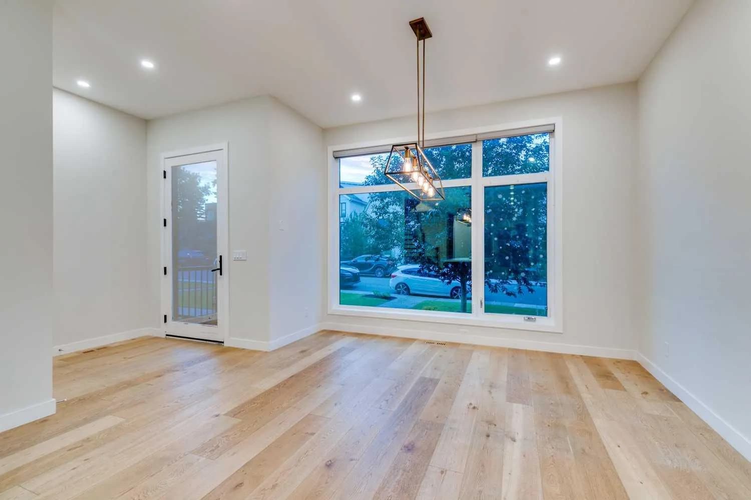 Semi Detached (Half Duplex)