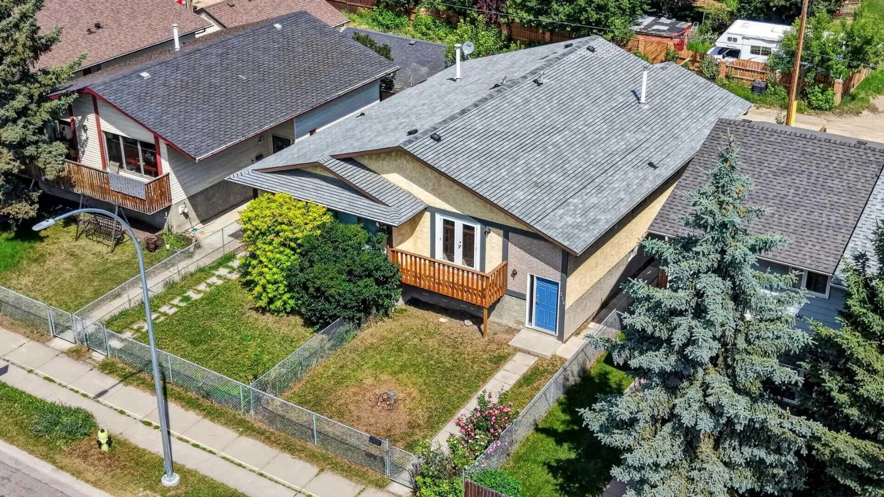Semi Detached (Half Duplex)