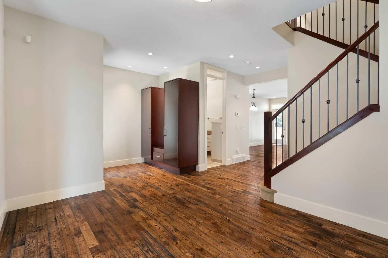 Semi Detached (Half Duplex)