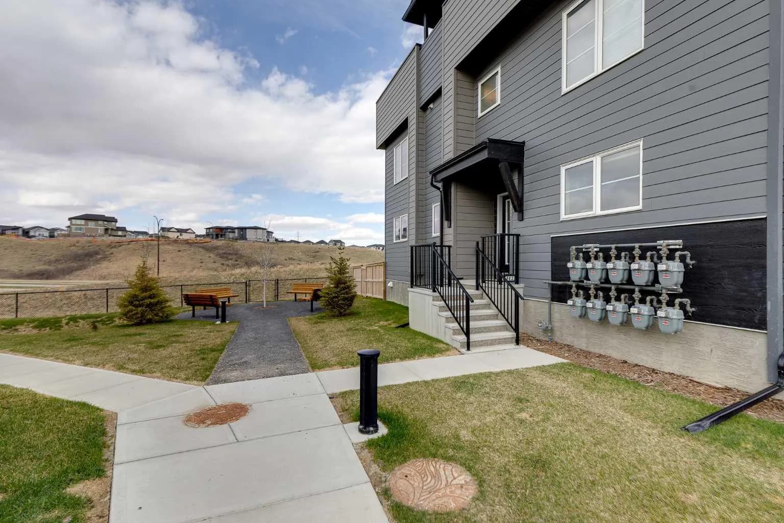 Row/Townhouse