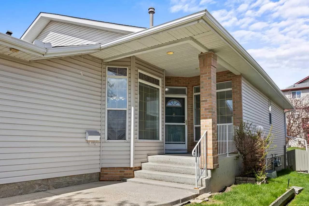 Semi Detached (Half Duplex)
