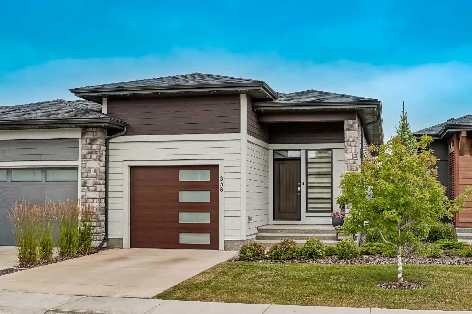 Semi Detached (Half Duplex)