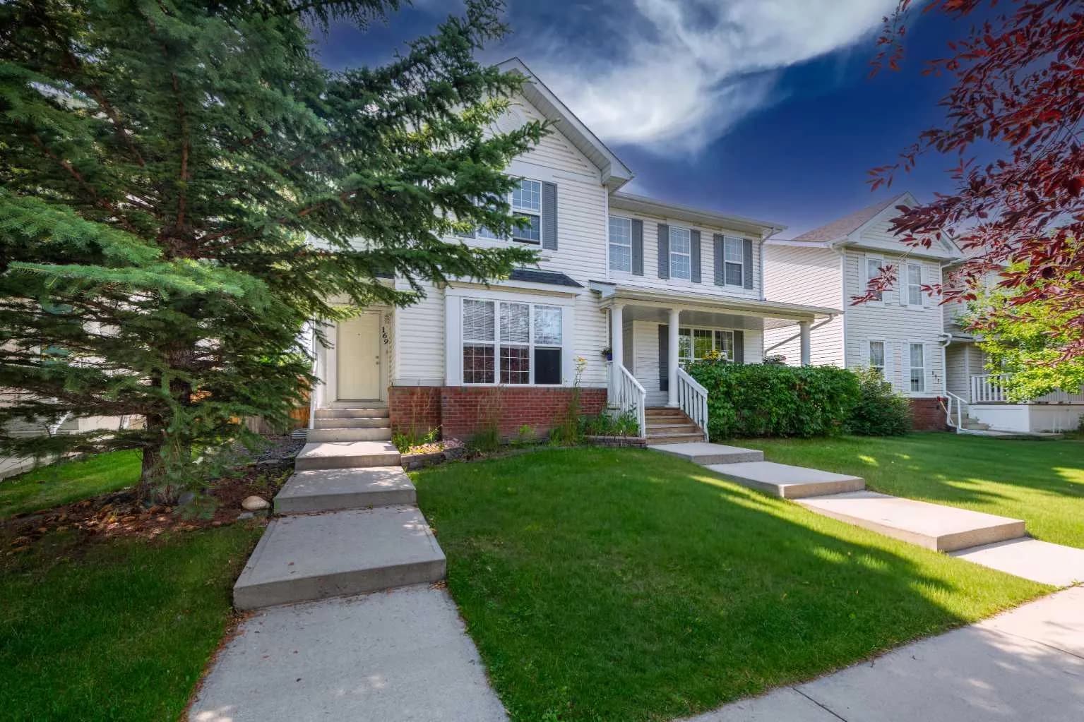 Semi Detached (Half Duplex)