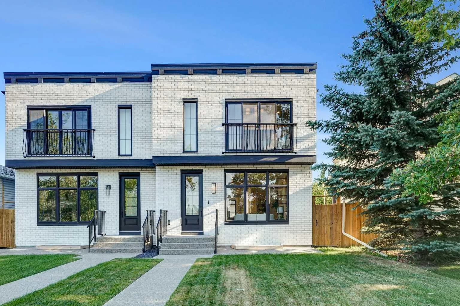 Semi Detached (Half Duplex)