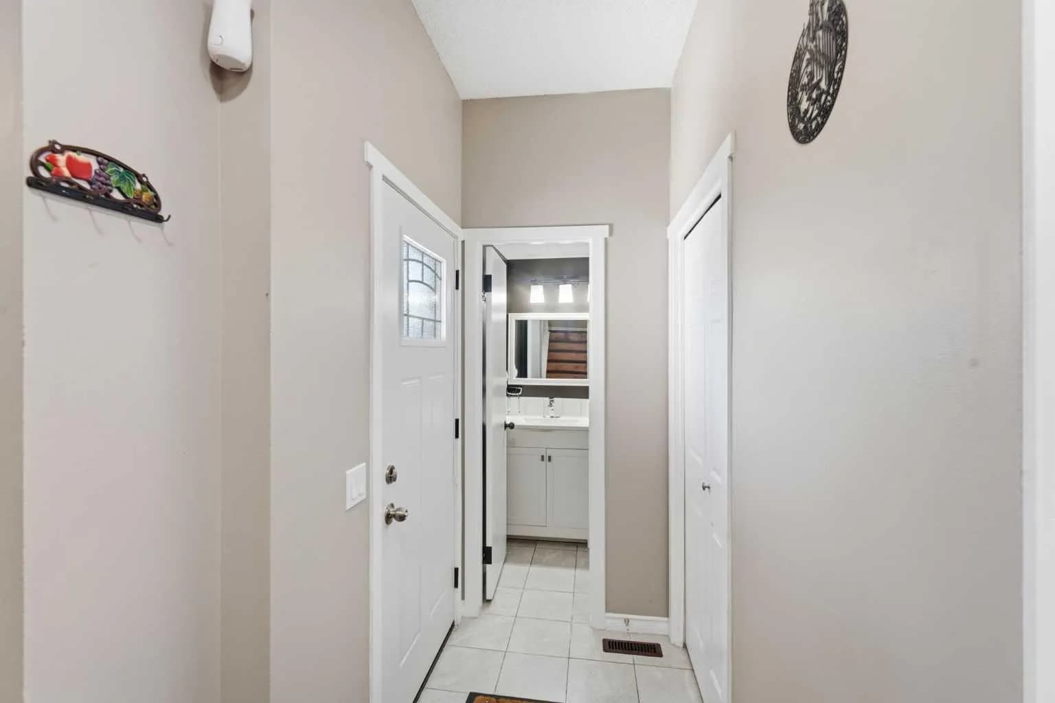 Semi Detached (Half Duplex)
