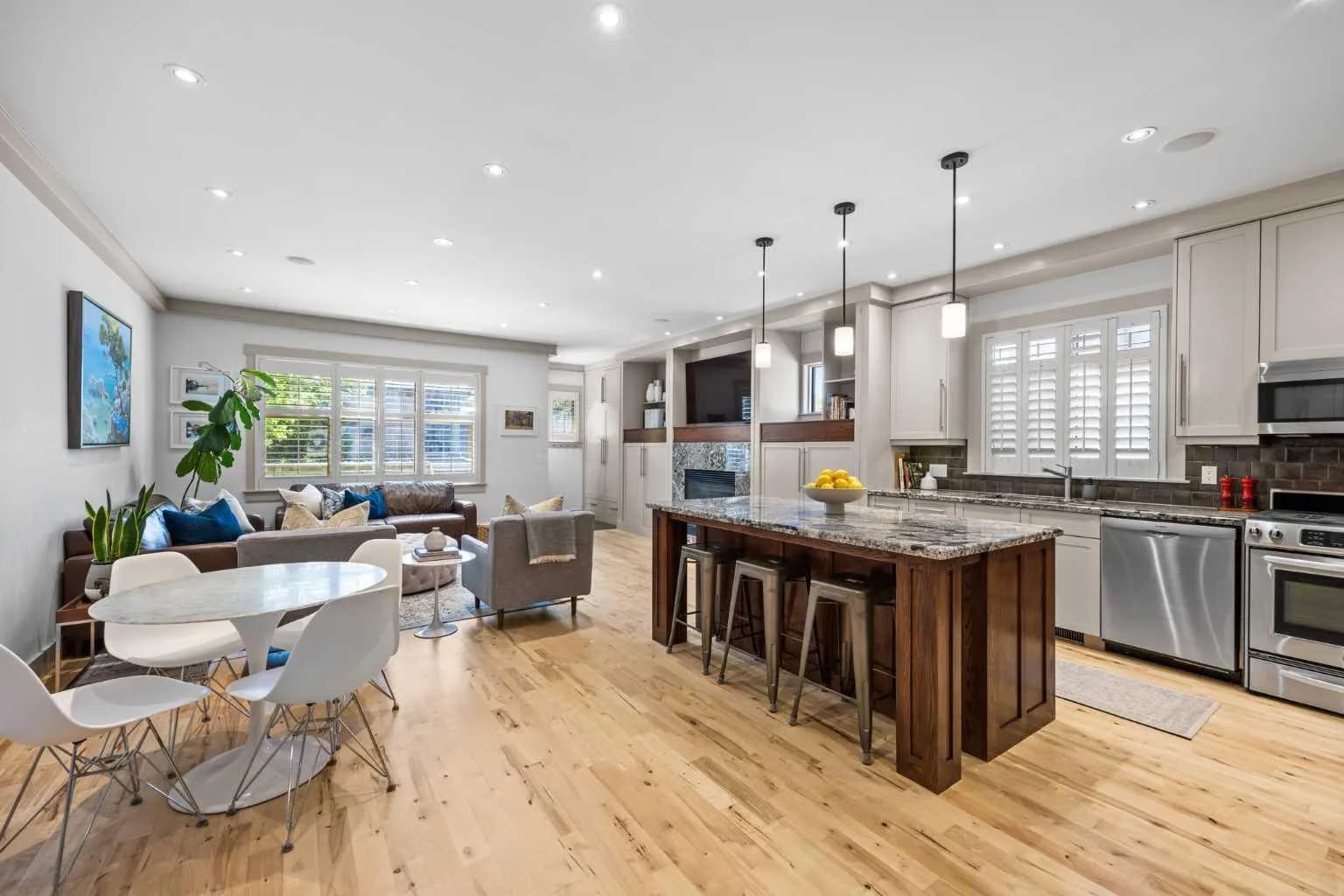 Semi Detached (Half Duplex)