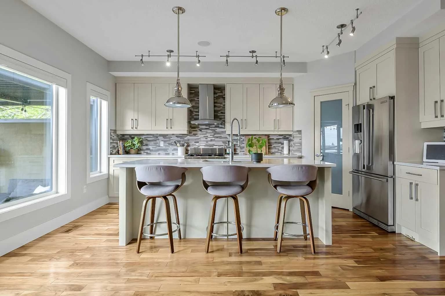 Semi Detached (Half Duplex)