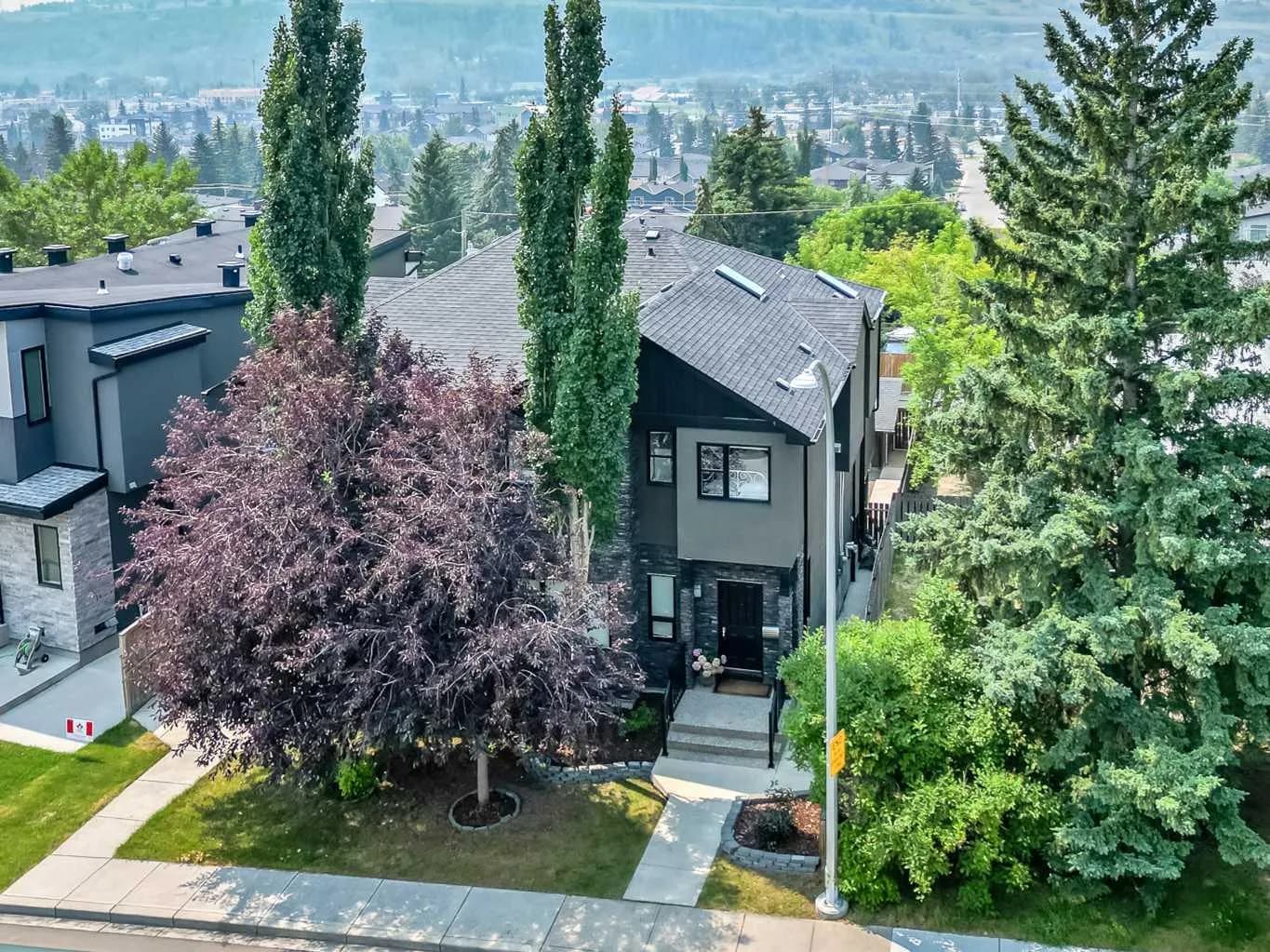 Semi Detached (Half Duplex)