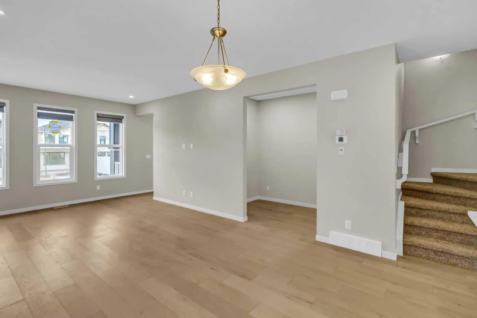 Semi Detached (Half Duplex)