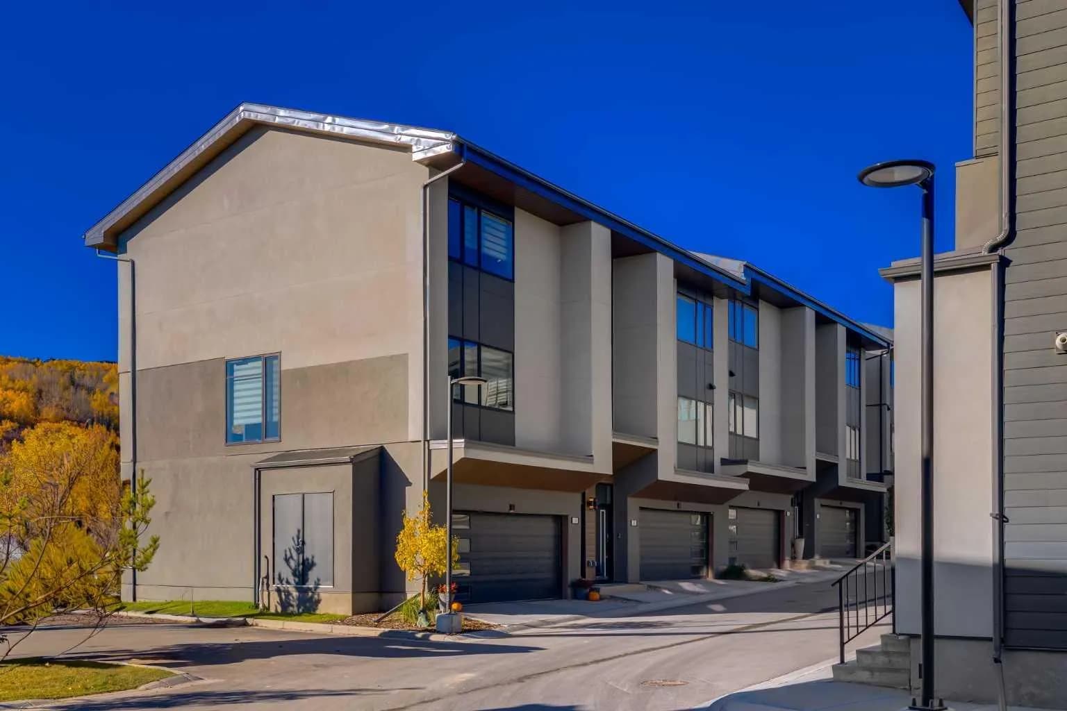 Row/Townhouse