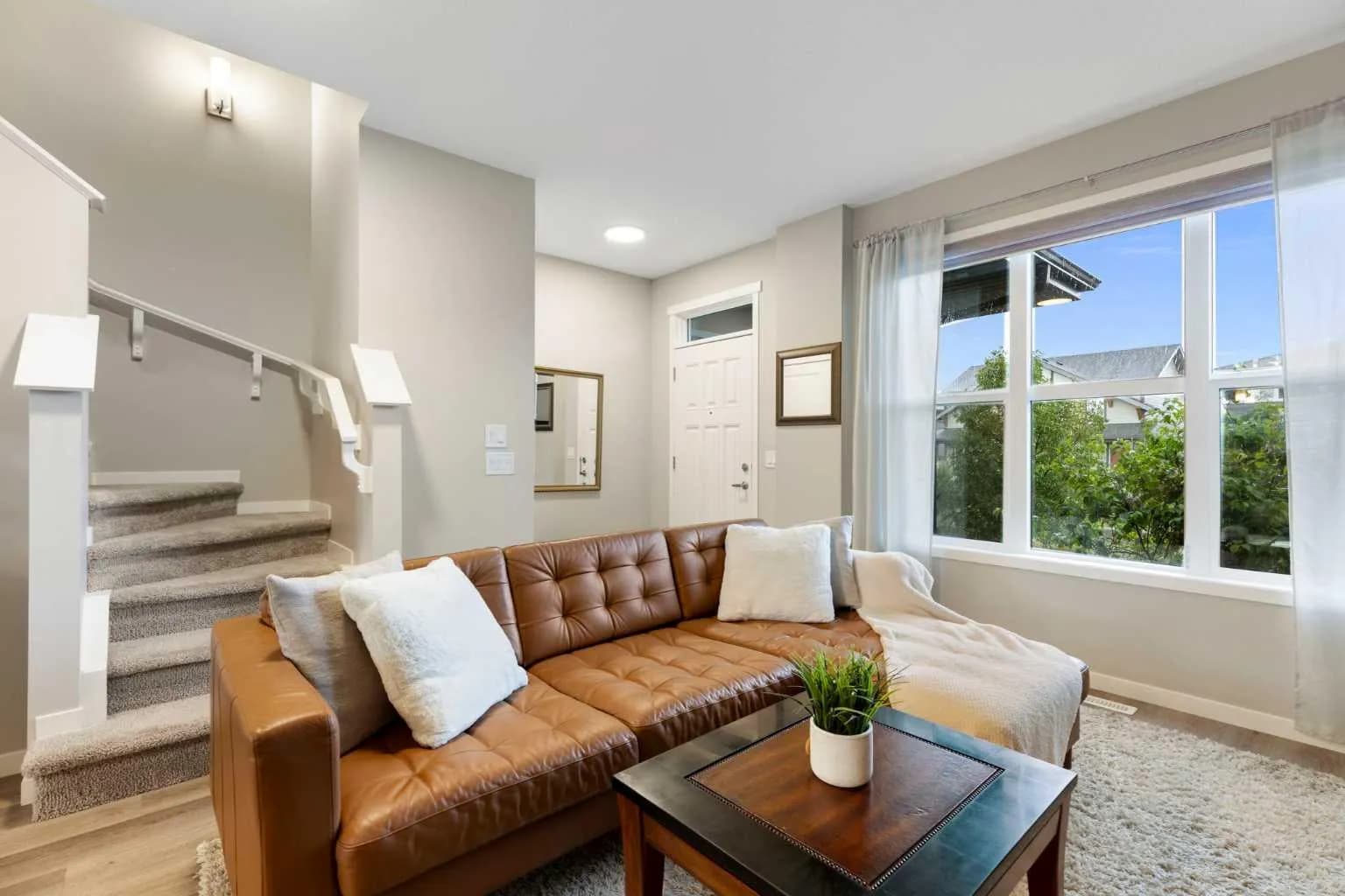 Semi Detached (Half Duplex)