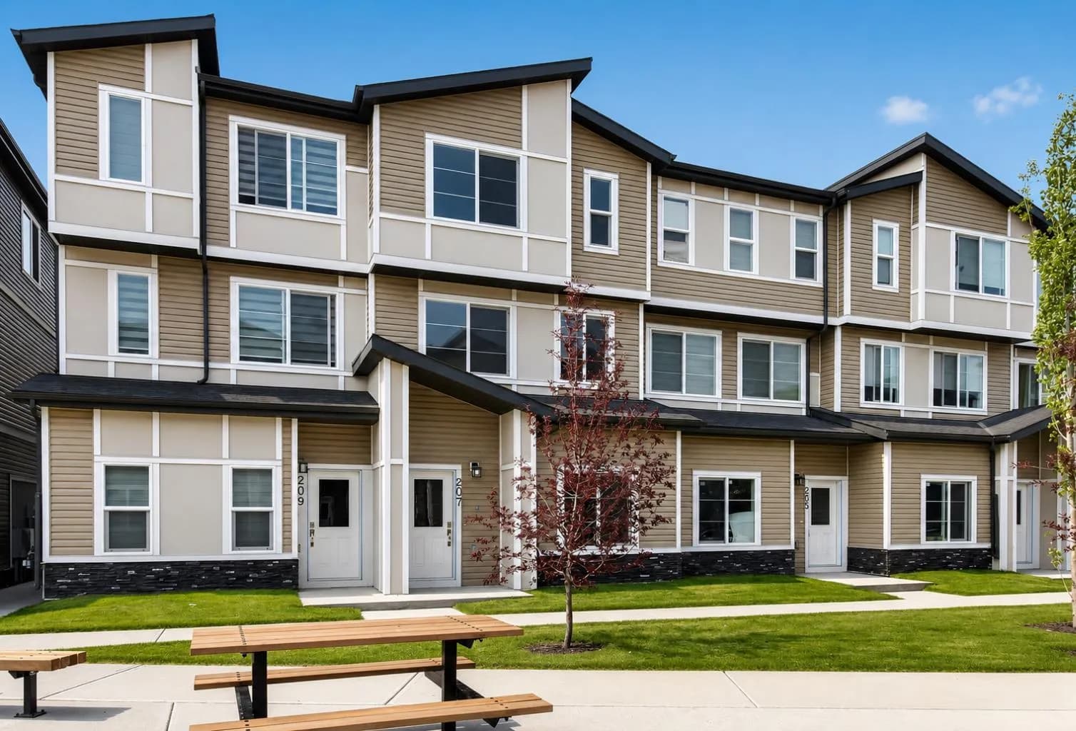 Row/Townhouse