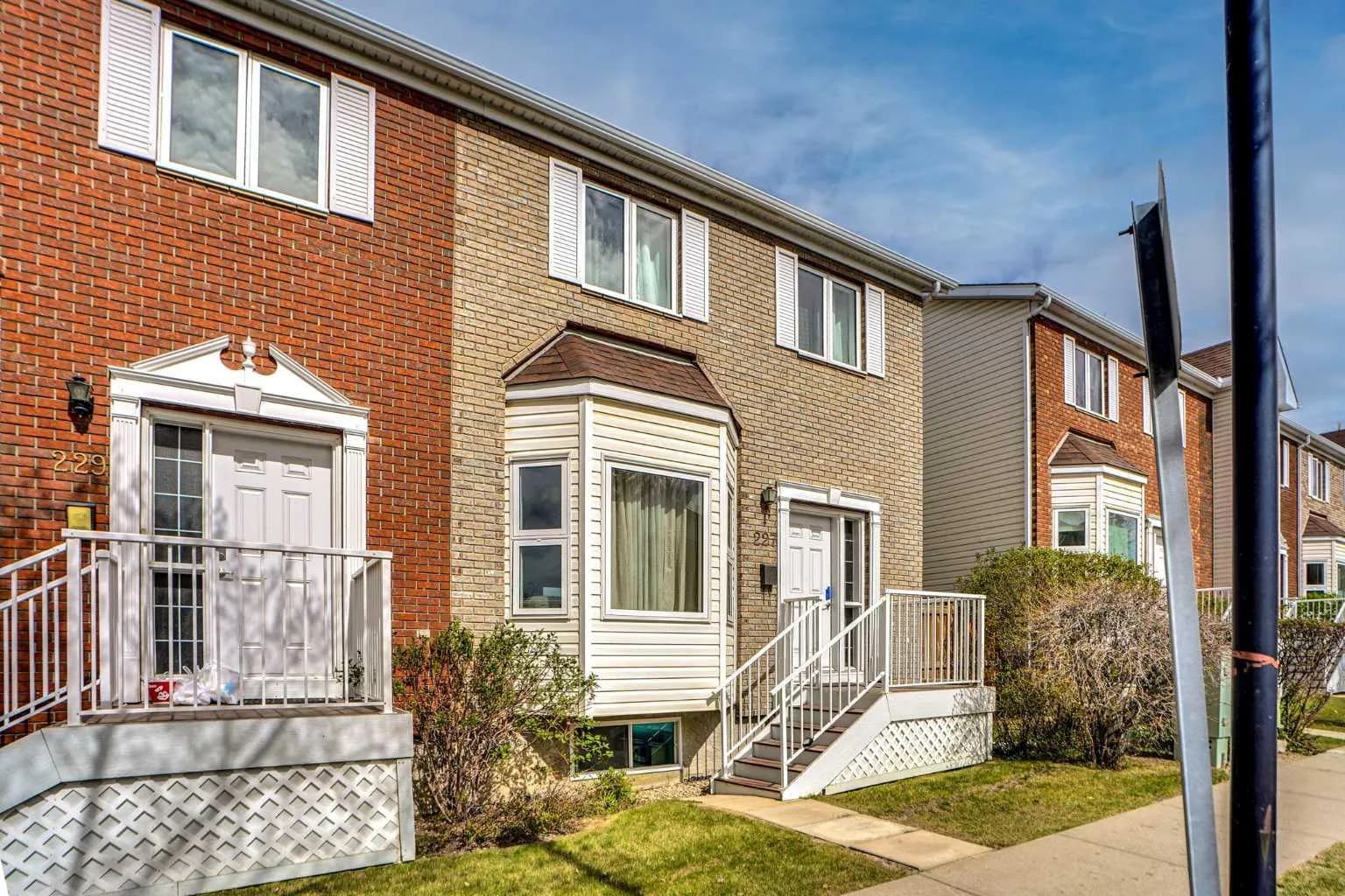 Row/Townhouse