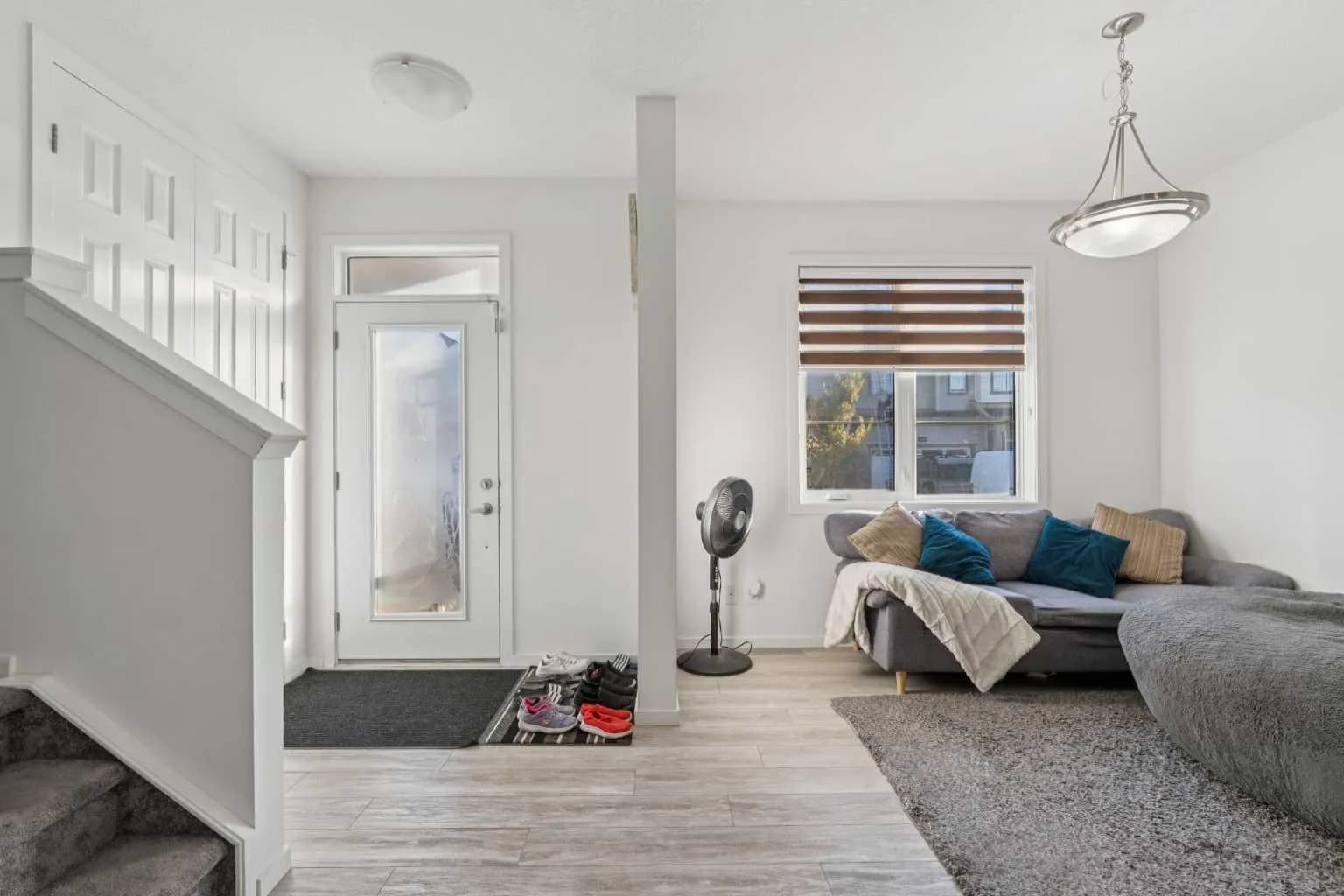Semi Detached (Half Duplex)