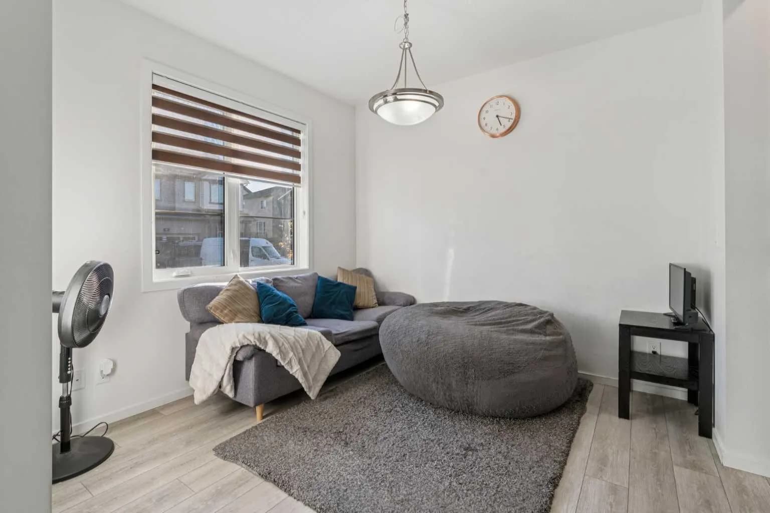 Semi Detached (Half Duplex)