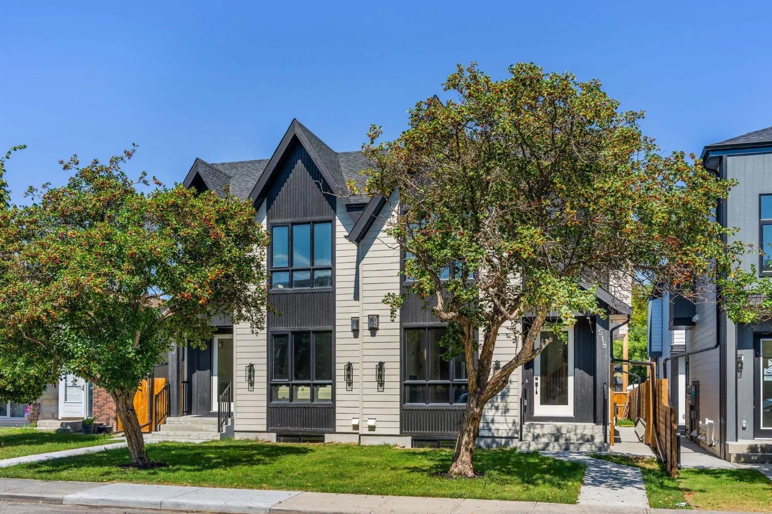 Semi Detached (Half Duplex)