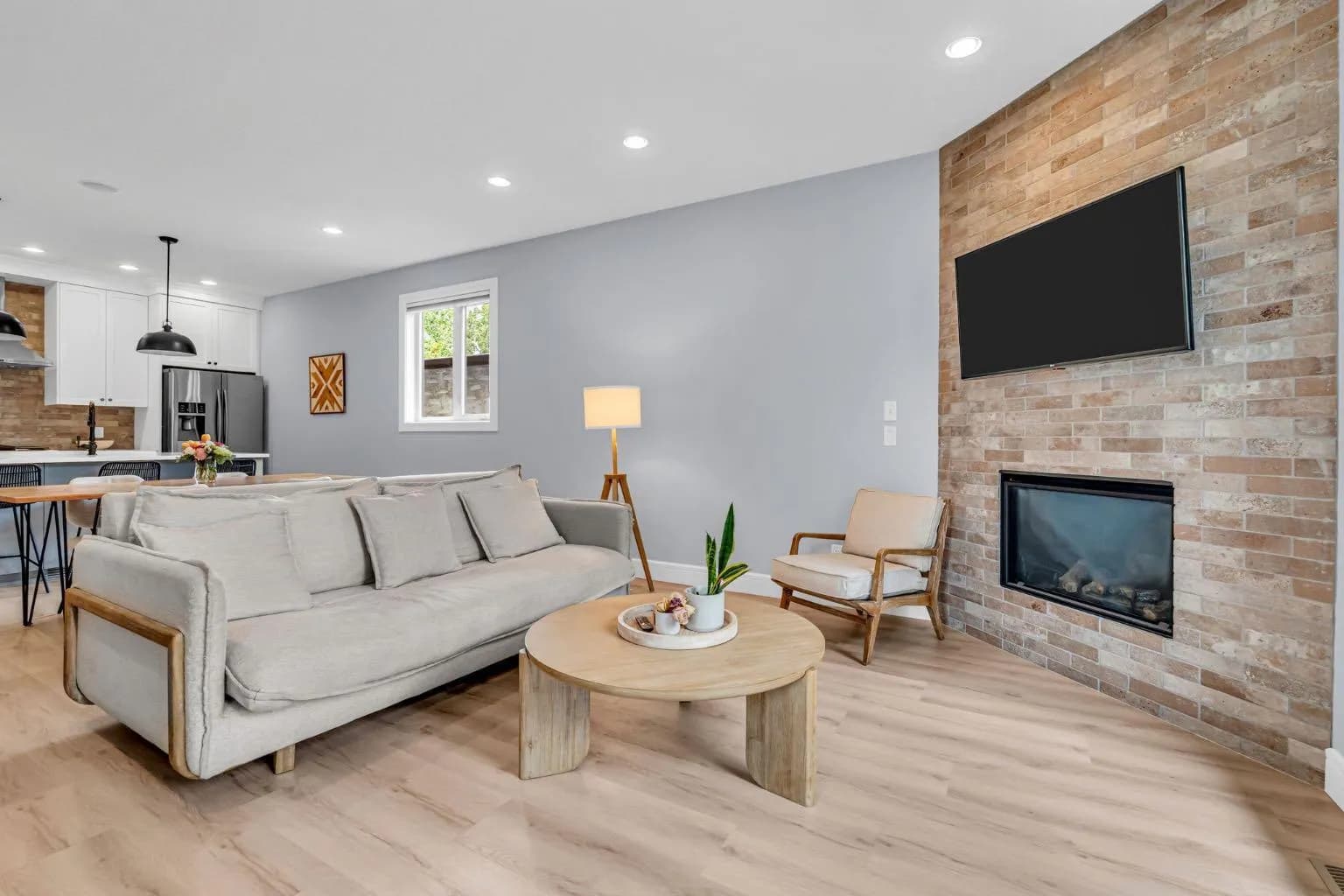 Semi Detached (Half Duplex)
