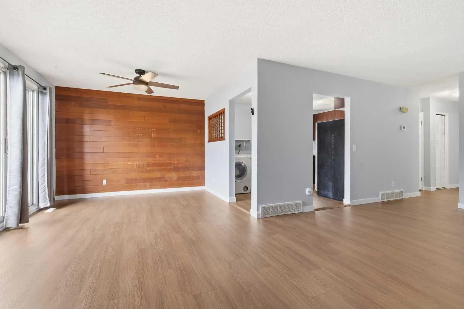 Semi Detached (Half Duplex)