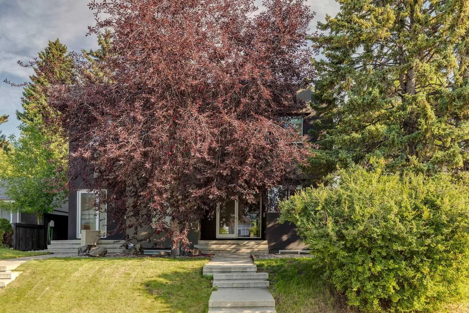 Semi Detached (Half Duplex)