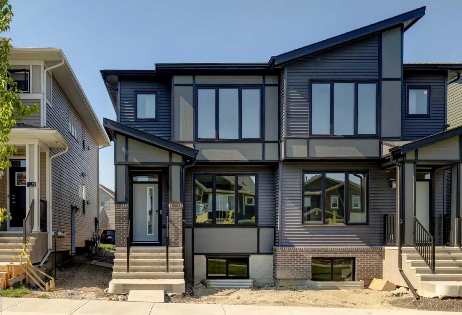 Semi Detached (Half Duplex)