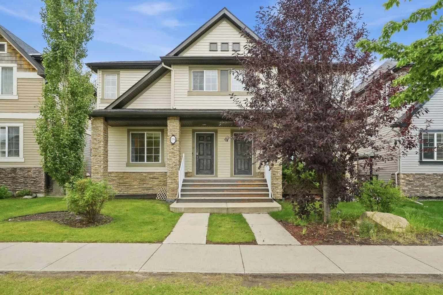 Semi Detached (Half Duplex)