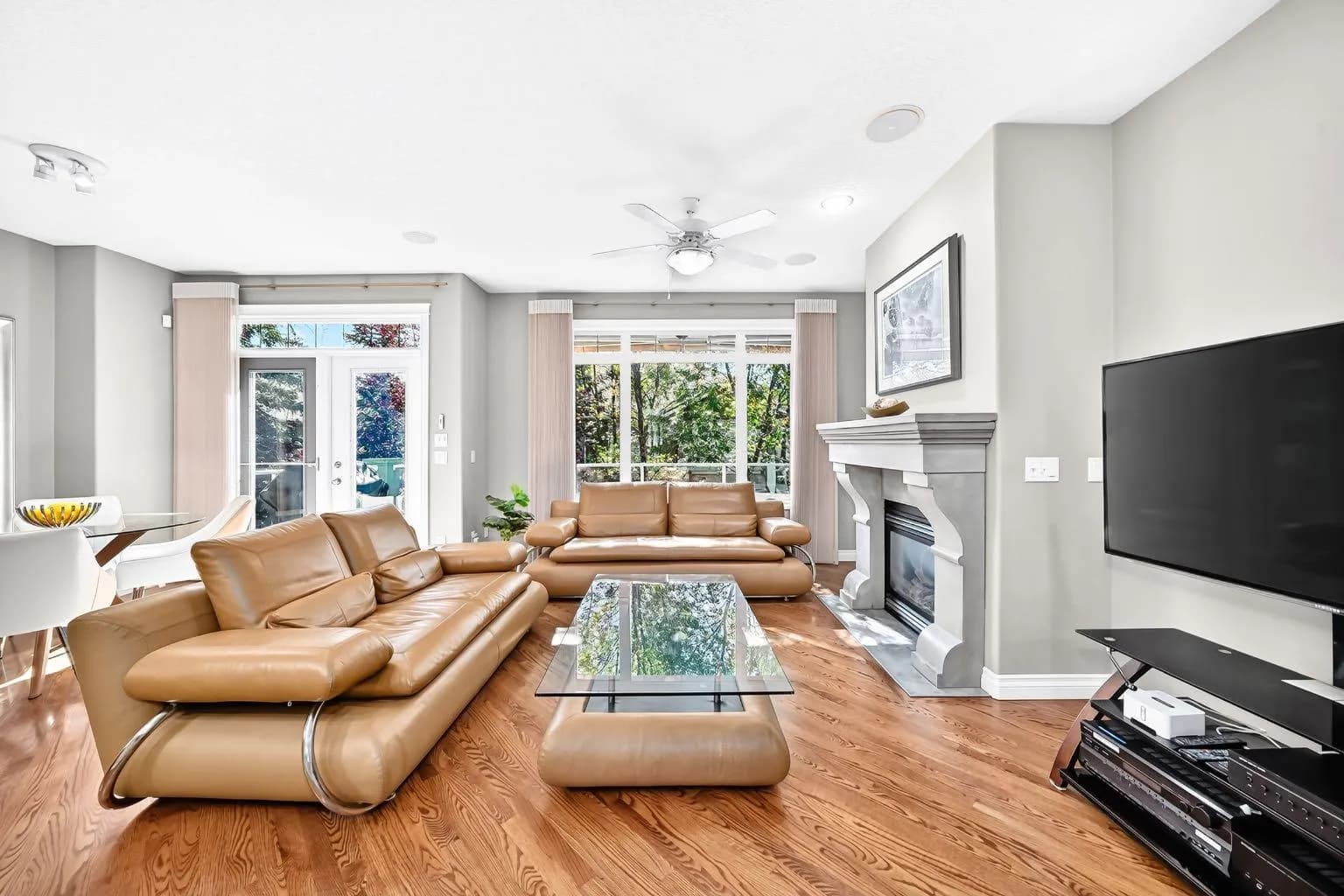 Semi Detached (Half Duplex)