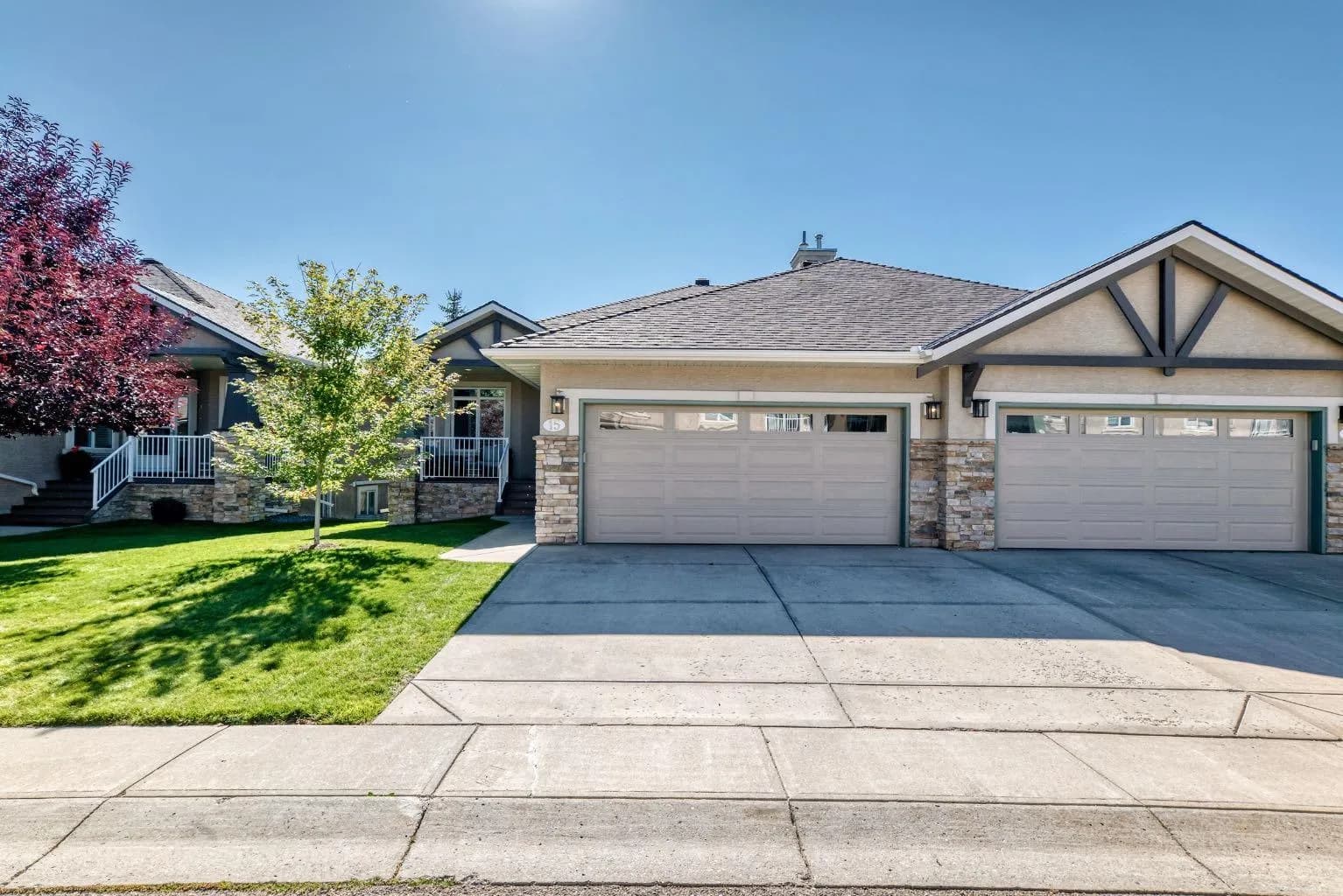 Semi Detached (Half Duplex)