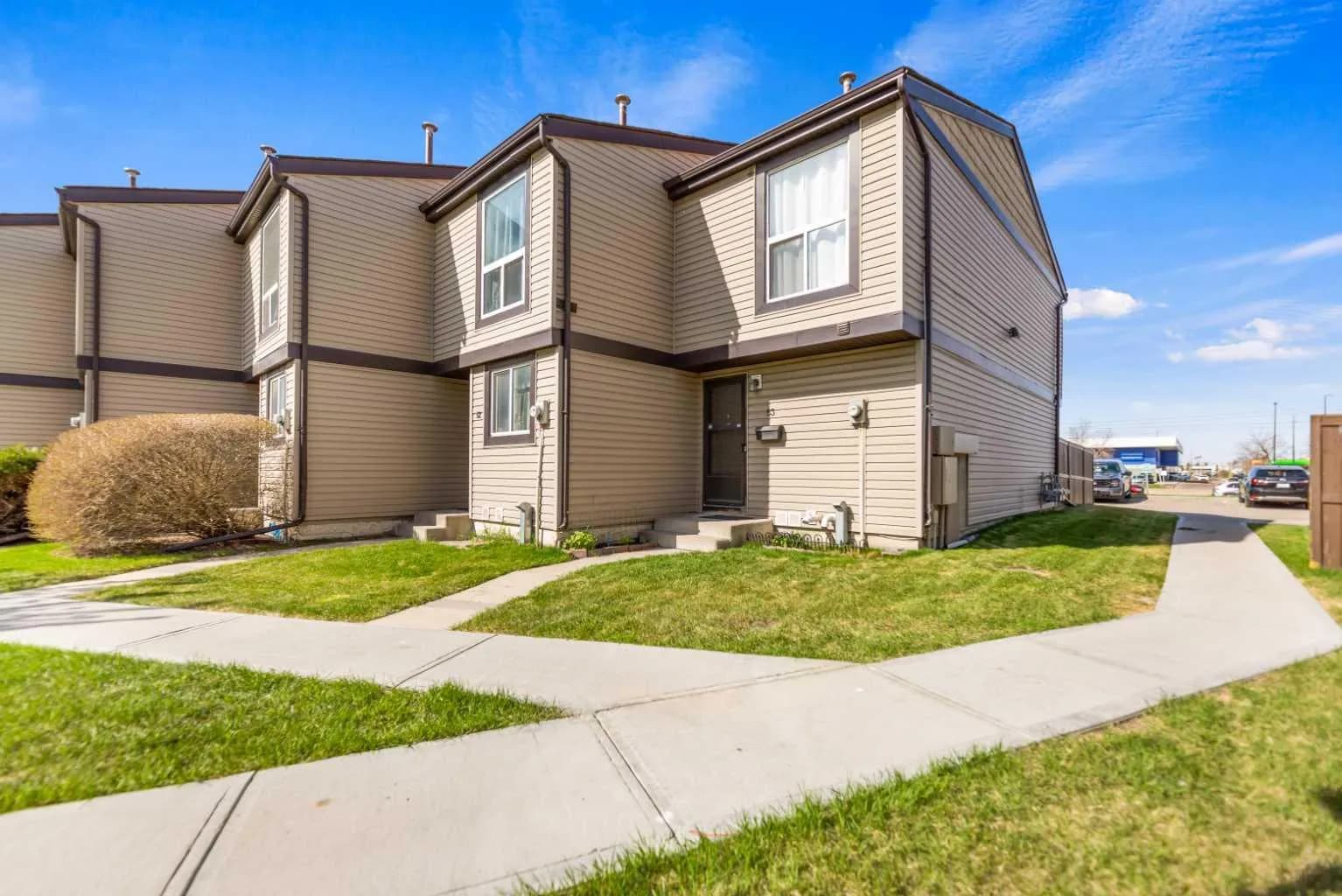 Row/Townhouse