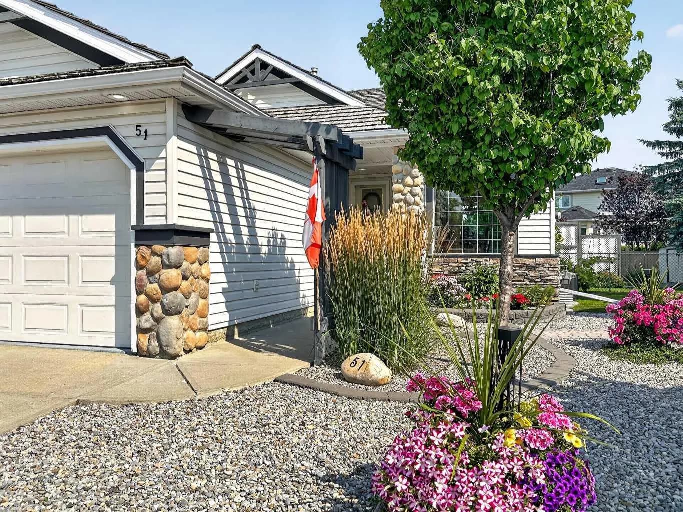 Semi Detached (Half Duplex)