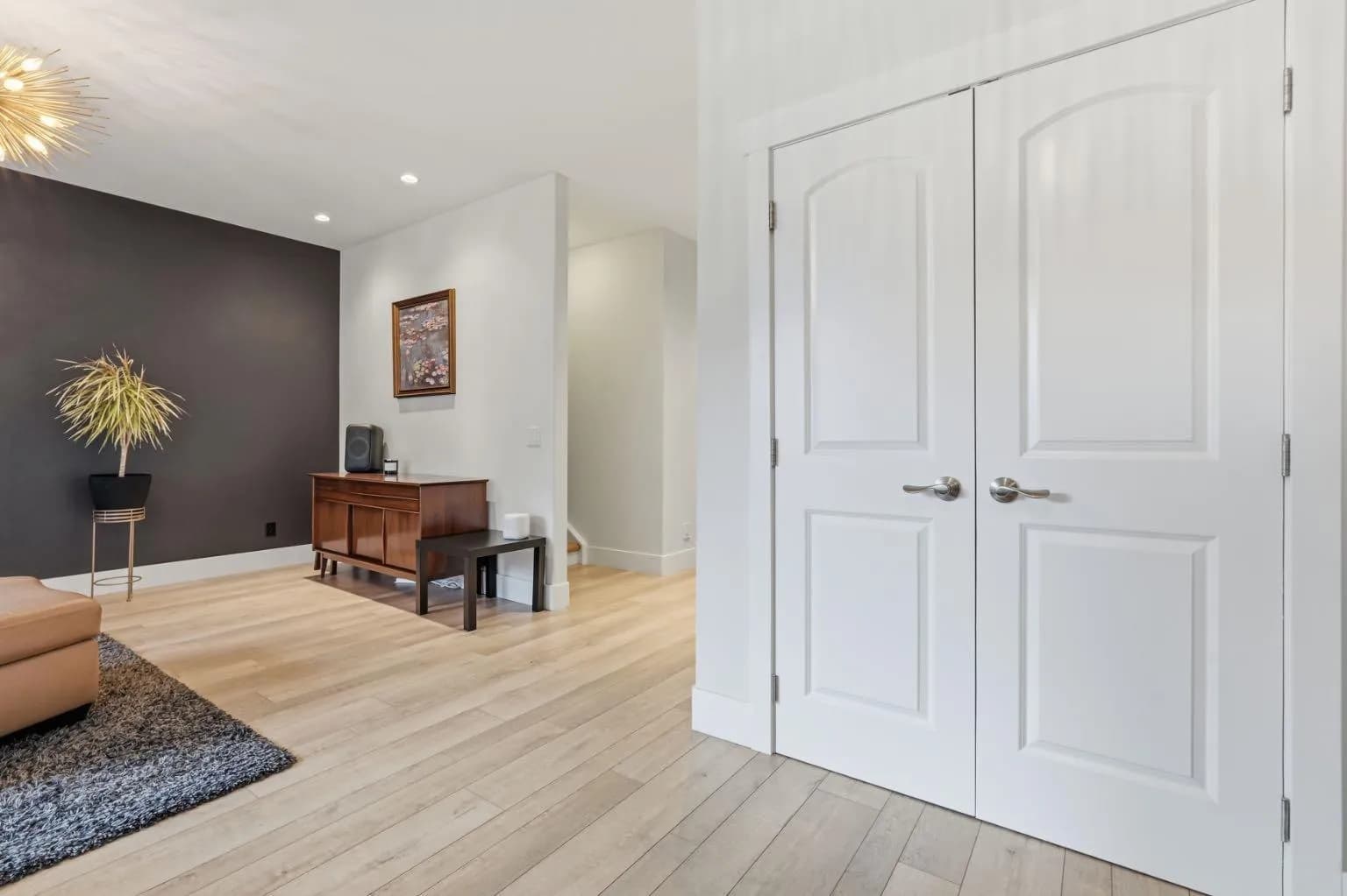 Semi Detached (Half Duplex)