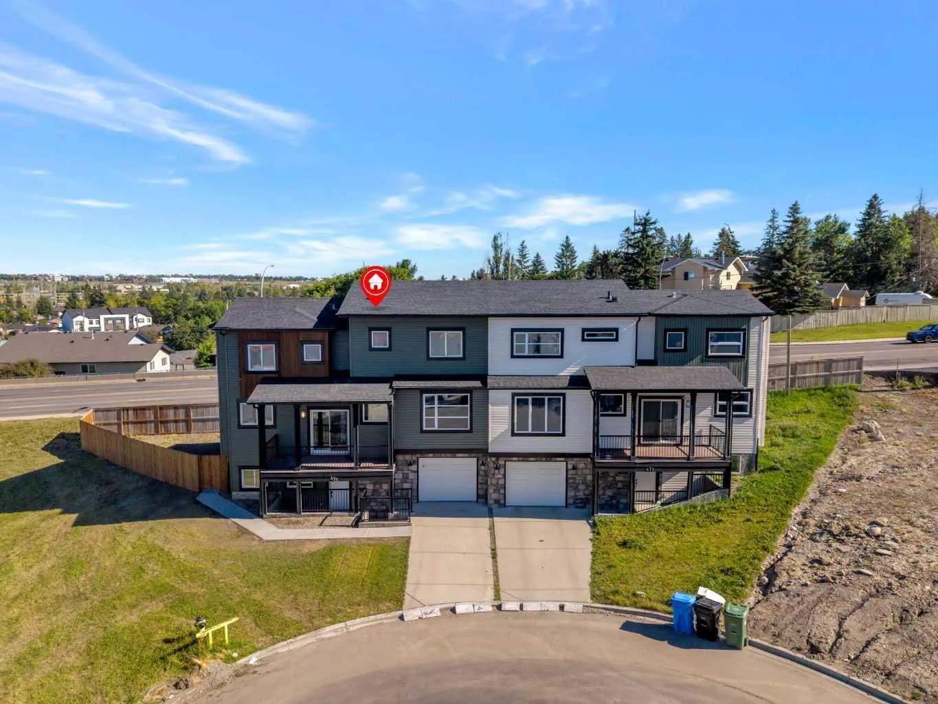 Semi Detached (Half Duplex)