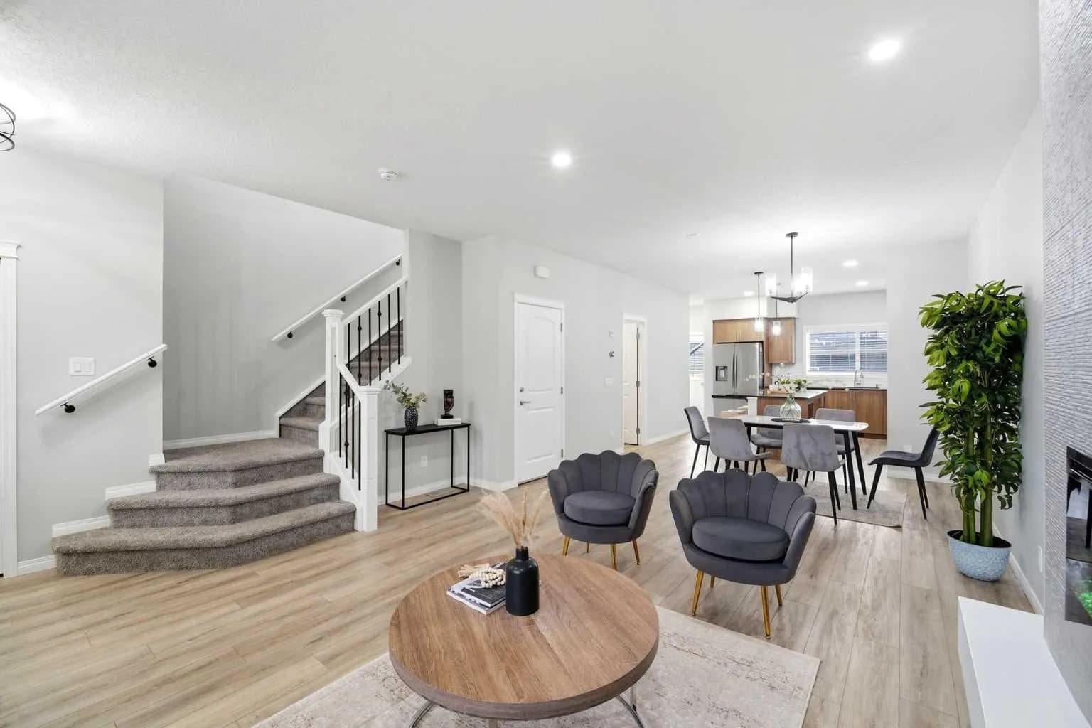 Semi Detached (Half Duplex)