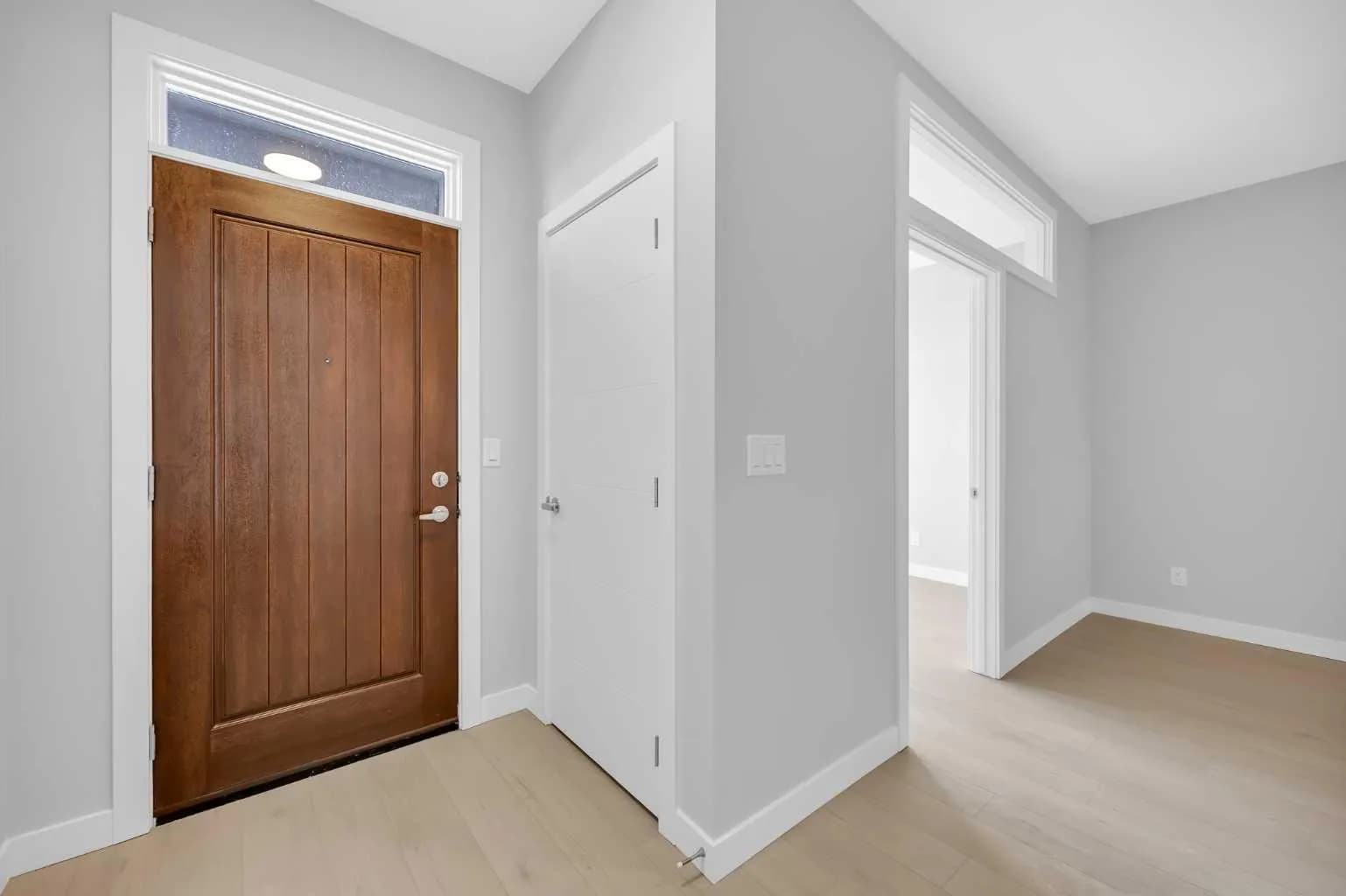 Semi Detached (Half Duplex)