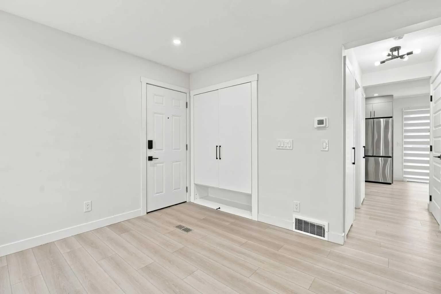 Semi Detached (Half Duplex)