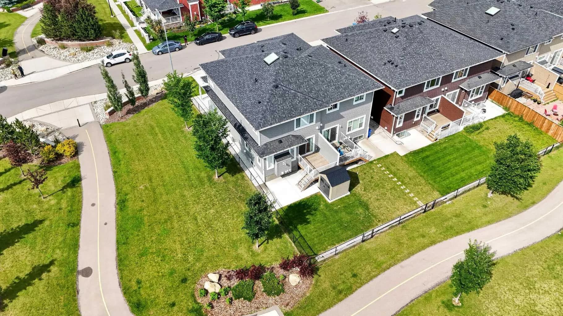 Semi Detached (Half Duplex)