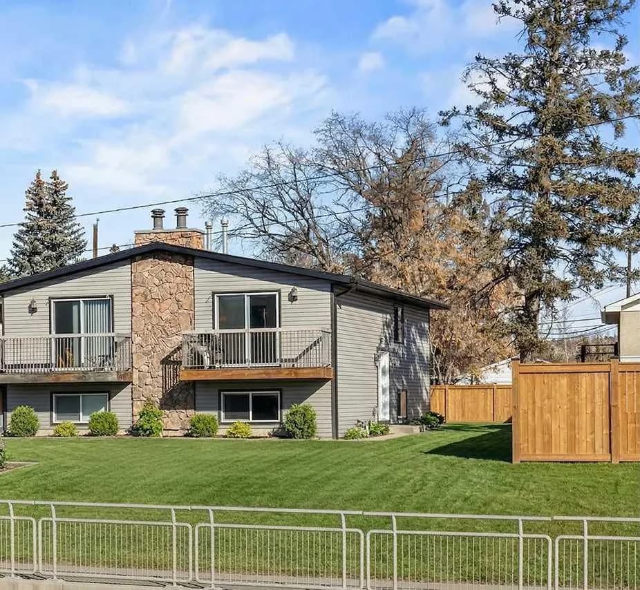 Semi Detached (Half Duplex)