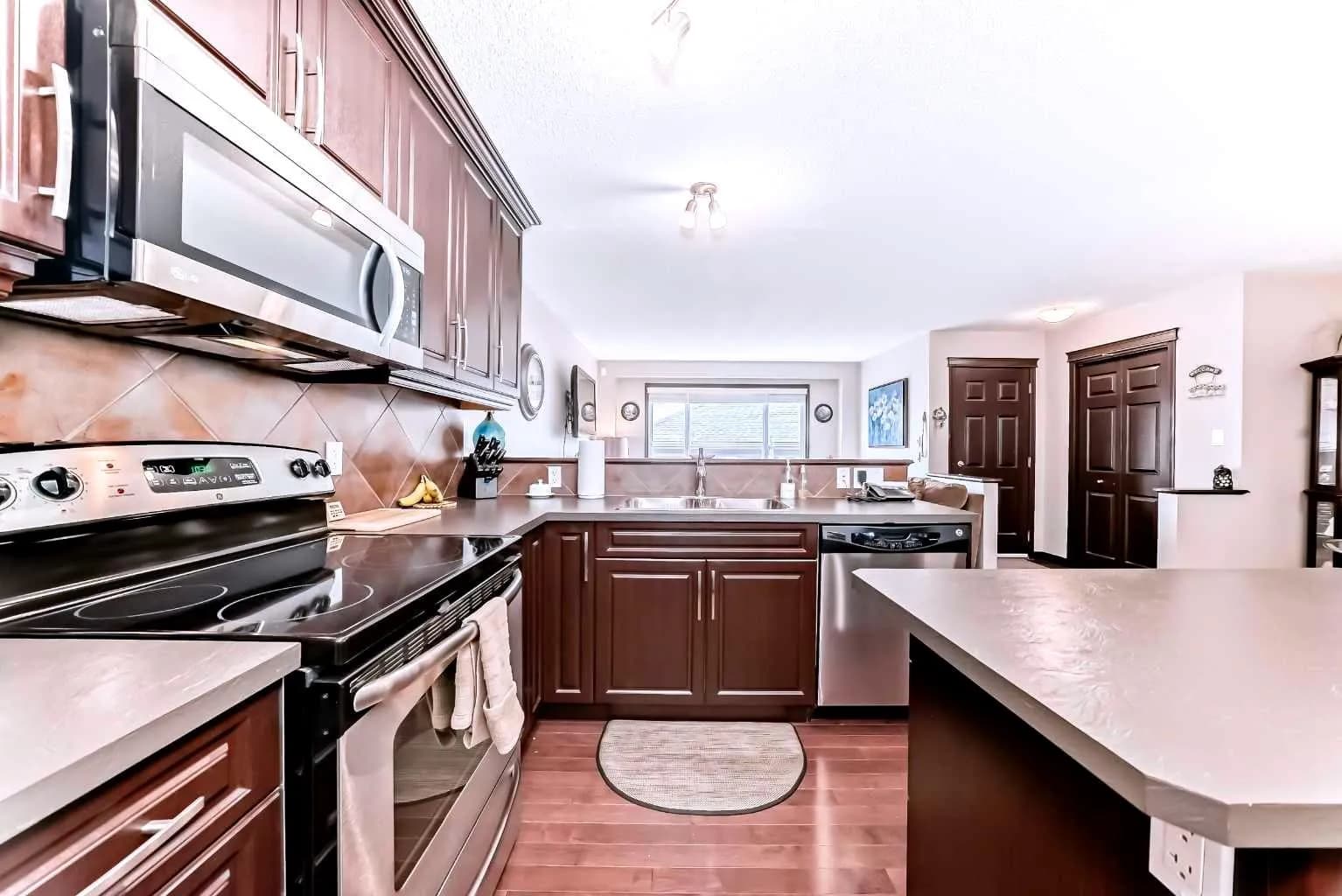 Semi Detached (Half Duplex)