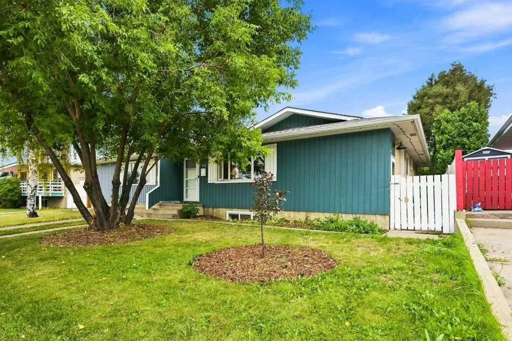 Semi Detached (Half Duplex)