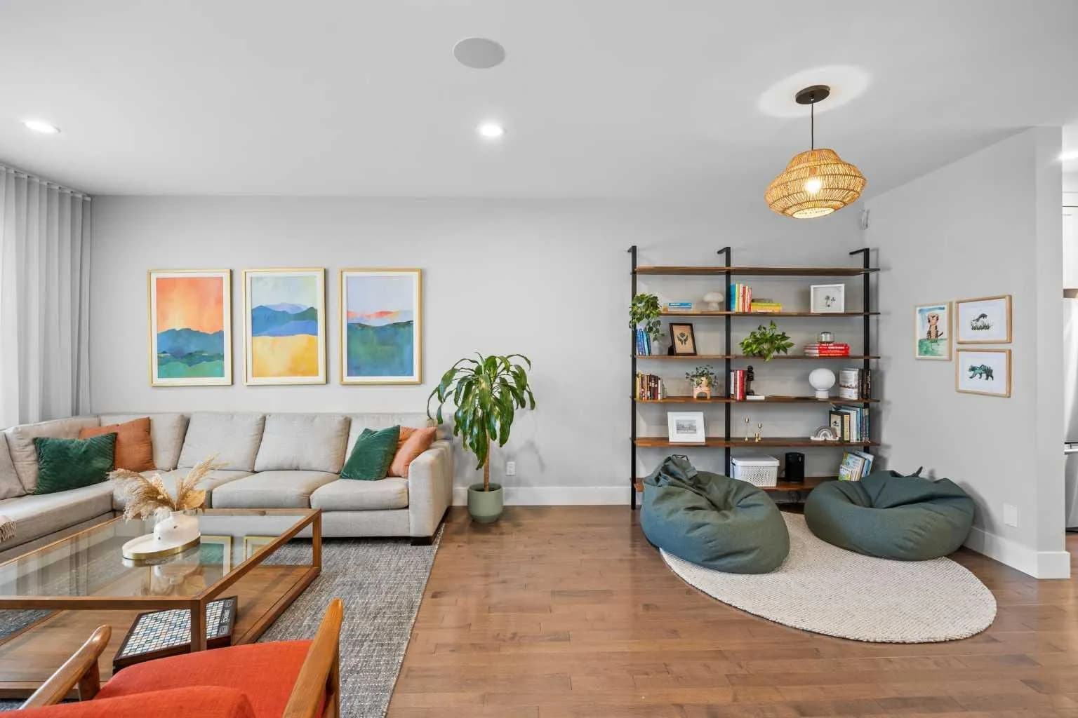 Semi Detached (Half Duplex)