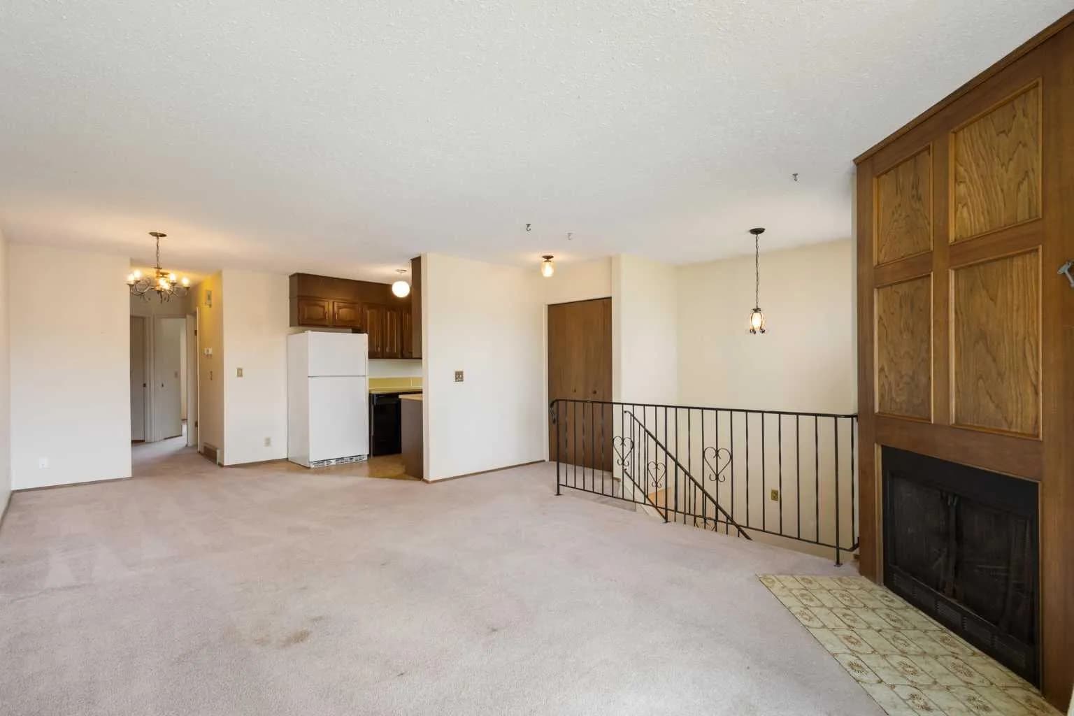 Semi Detached (Half Duplex)
